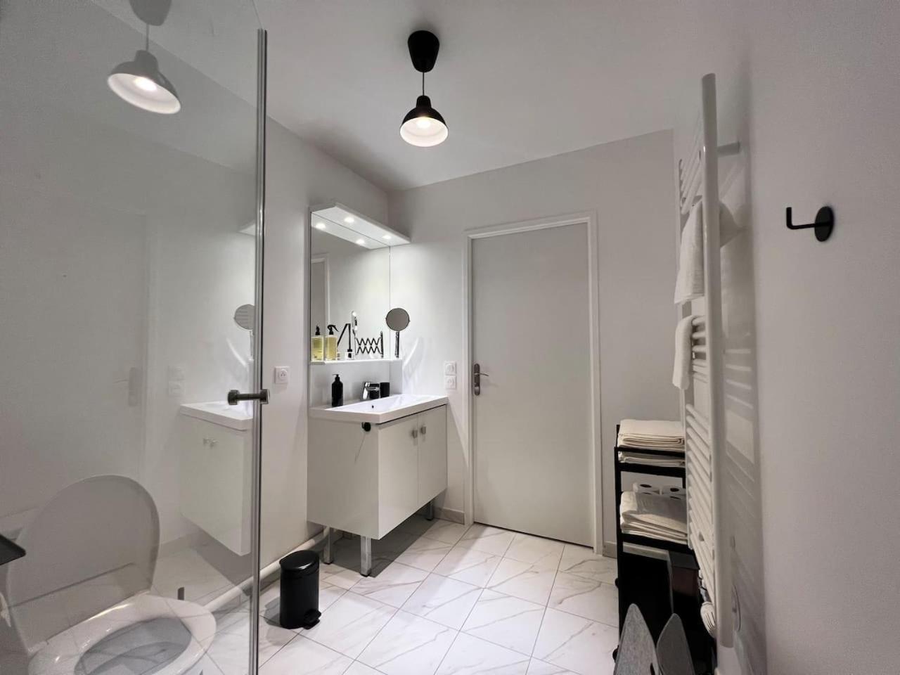 Ferienwohnung Disneyland Minimalist Lifestyle - 5 Pax Serris Exterior foto