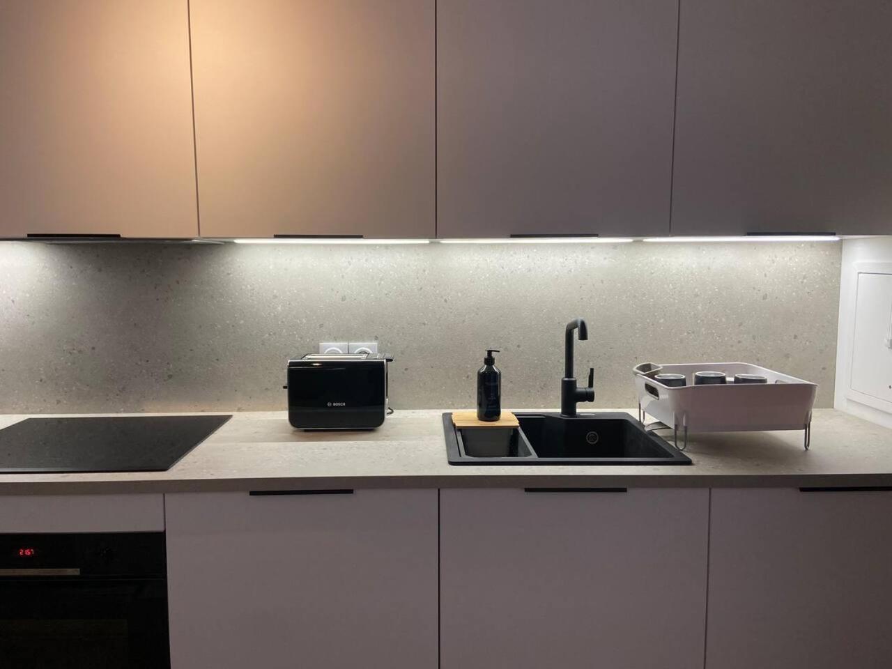 Ferienwohnung Disneyland Minimalist Lifestyle - 5 Pax Serris Exterior foto